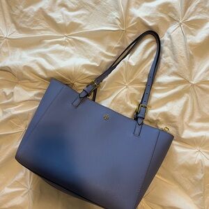 Never worn Tory Burch bag